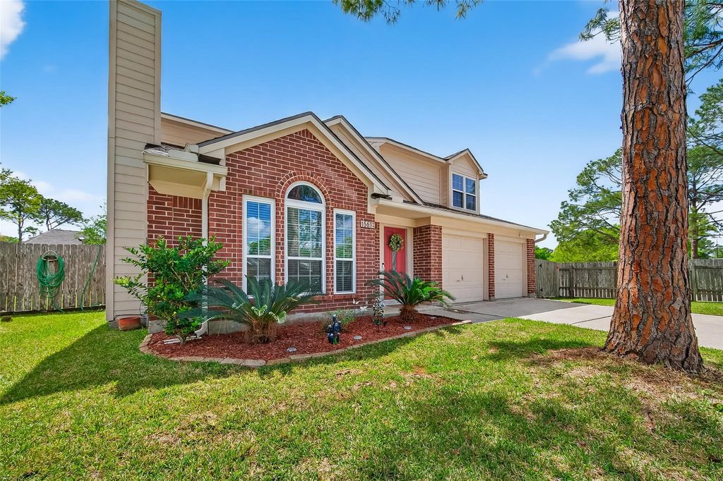 1563 Hillside Elm Street, Houston, TX 77062