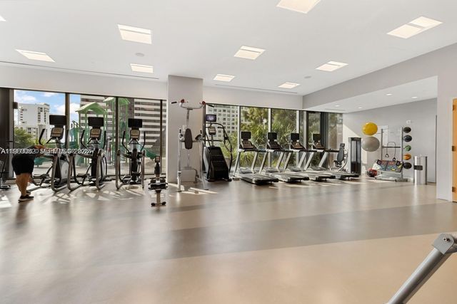 88 SW 7th St 3410, Miami, FL 33130