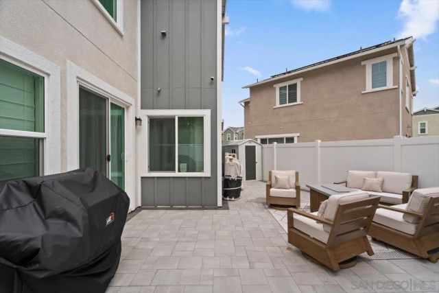 1521 Meriwood Way, Vista, CA 92083