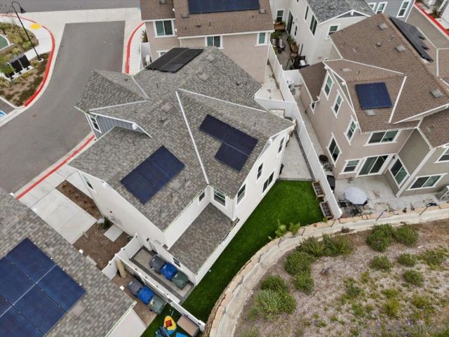 1521 Meriwood Way, Vista, CA 92083