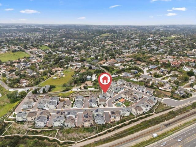 1521 Meriwood Way, Vista, CA 92083