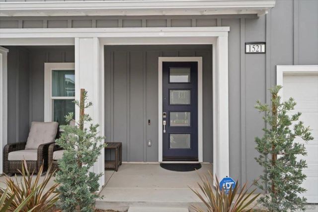 1521 Meriwood Way, Vista, CA 92083