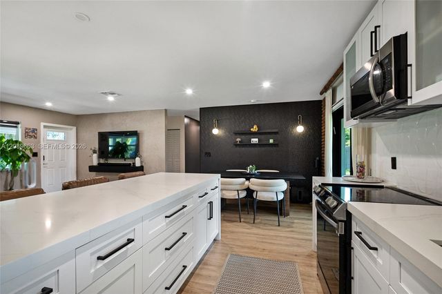 508 NE 28th Drive, Wilton Manors, FL 33334
