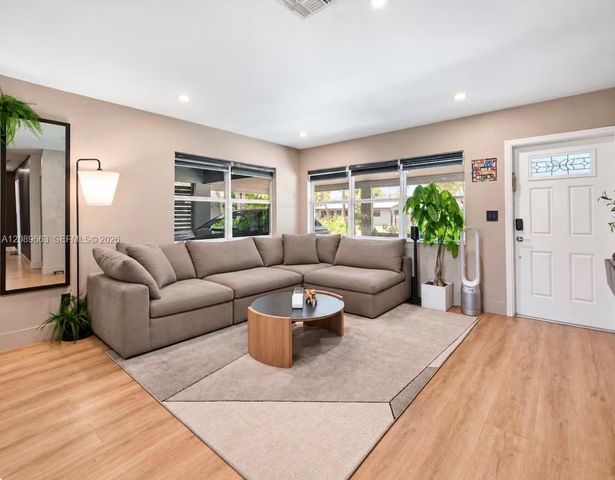 508 NE 28th Drive, Wilton Manors, FL 33334