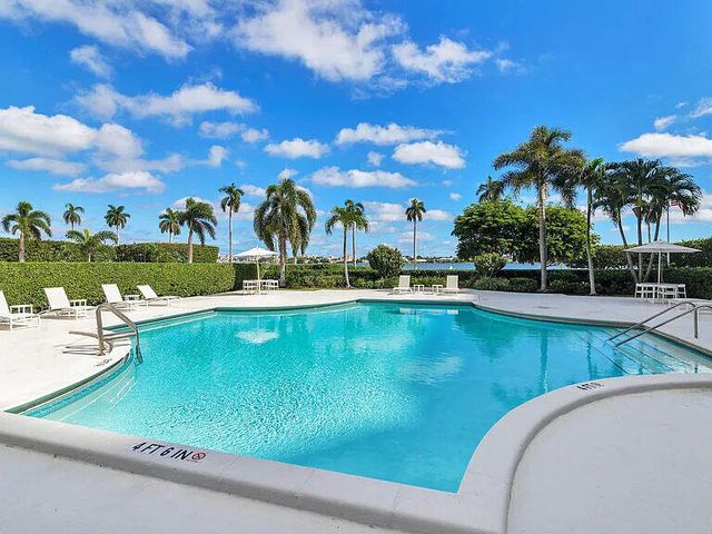 1801 S FLAGLER Drive 104, West Palm Beach, FL 33401