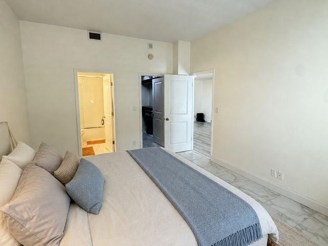 1801 S FLAGLER Drive 104, West Palm Beach, FL 33401