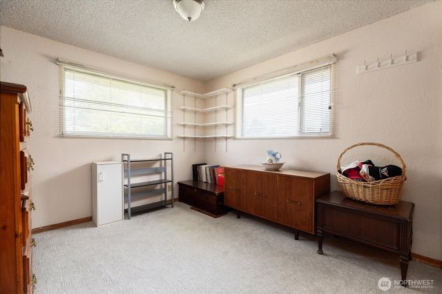 532 SE Pasek Street, Oak Harbor, WA 98277