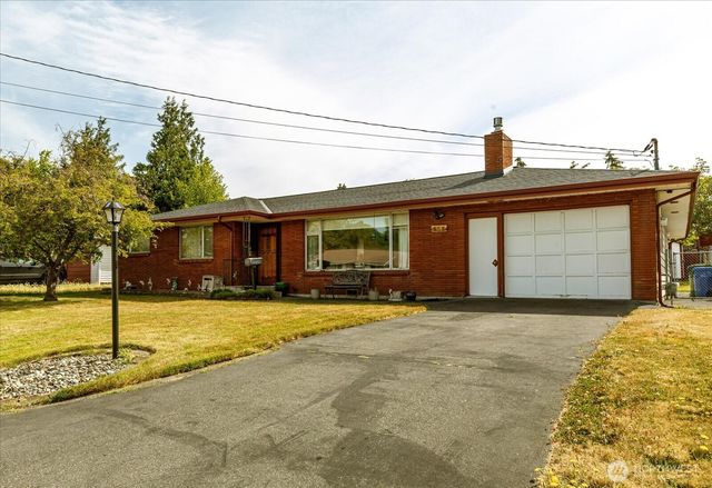 532 SE Pasek Street, Oak Harbor, WA 98277
