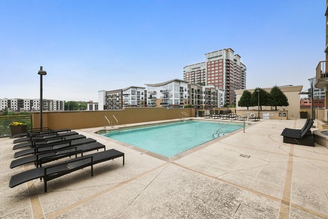 1510 Demonbreun St Apt 906, Nashville, TN 37203