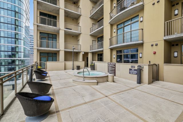 1510 Demonbreun St Apt 906, Nashville, TN 37203