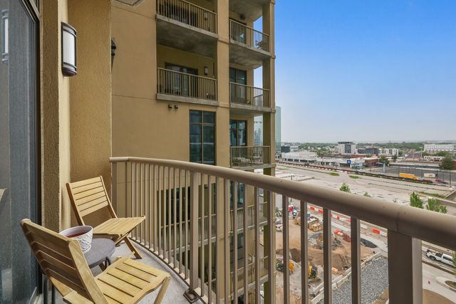 1510 Demonbreun St Apt 906, Nashville, TN 37203