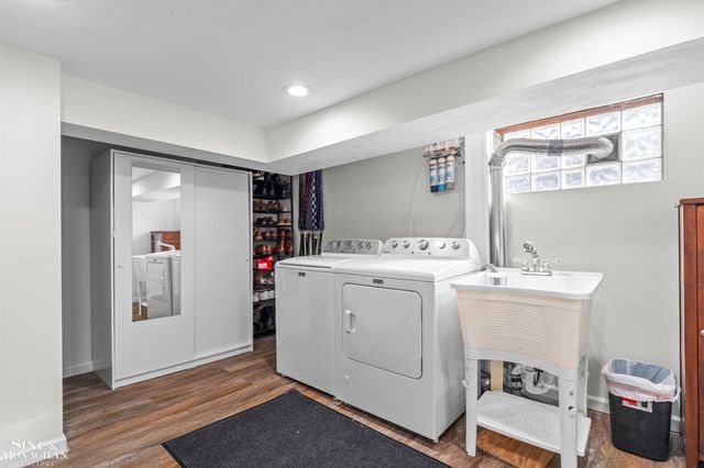 970 Lakepointe Street, Grosse Pointe Park, MI 48230