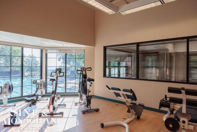 970 Lakepointe Street, Grosse Pointe Park, MI 48230