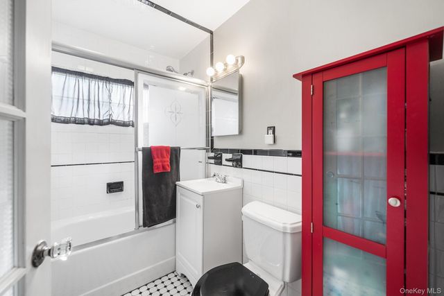 111 Stirrup Lane, Levittown, NY 11756