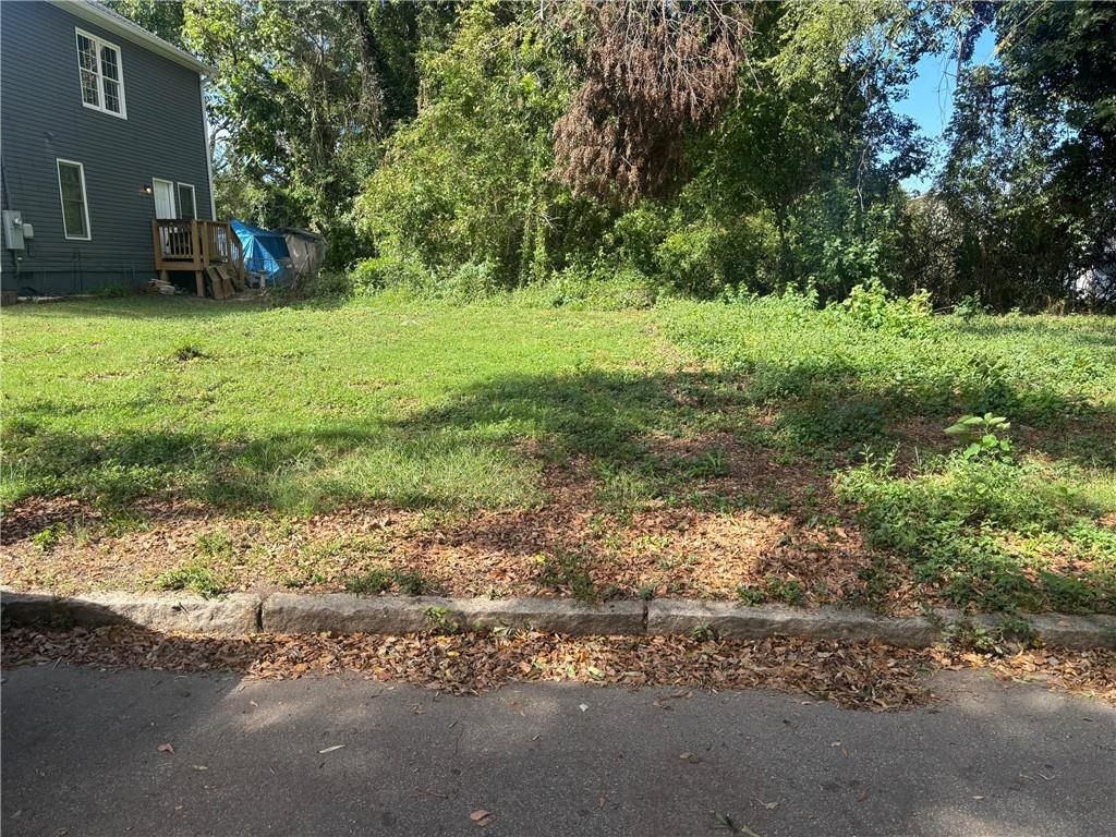 554 English NW Avenue, Atlanta, GA 30318