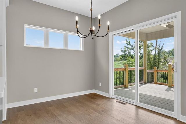 16256 Giorgia Street, Parkville, MO 64152