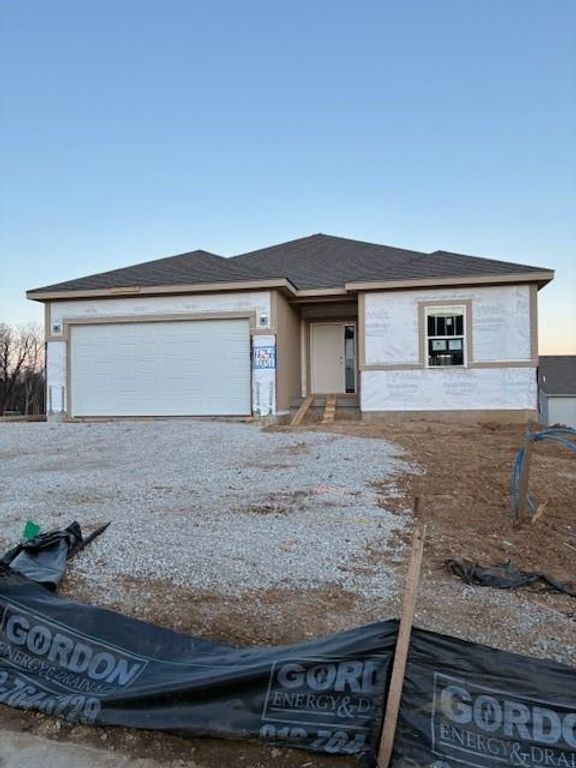 16256 Giorgia Street, Parkville, MO 64152