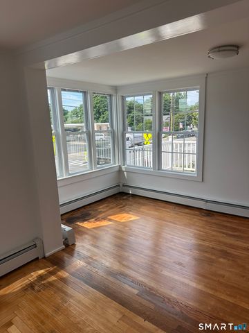 295 Main Street 295, East Lyme, CT 06357