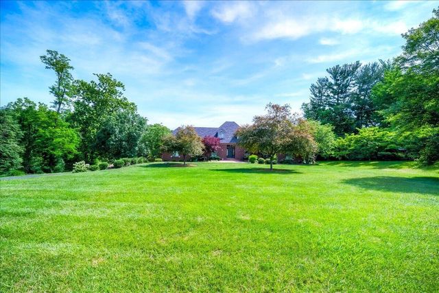502 Breckenridge Boulevard, Frankfort, KY 40601