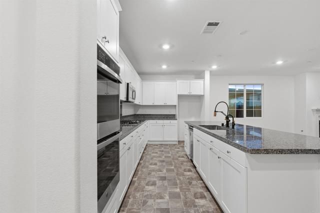 29917 Great Basin Court, Menifee, CA 92585