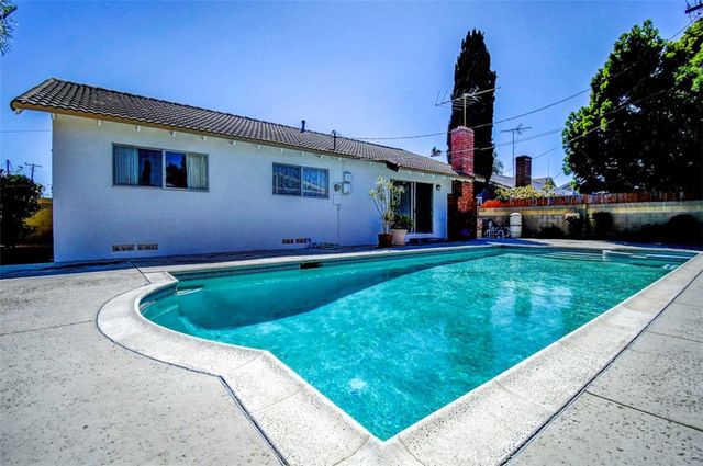 5681 Norma, Westminster, CA 92683