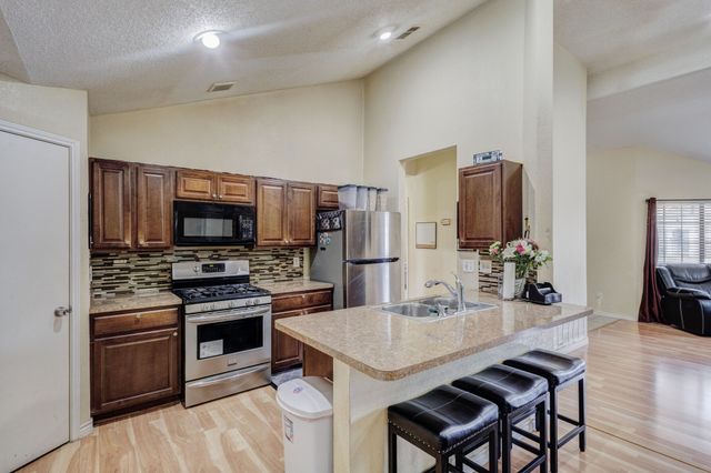 716 Fieldwood Drive, Mesquite, TX 75150