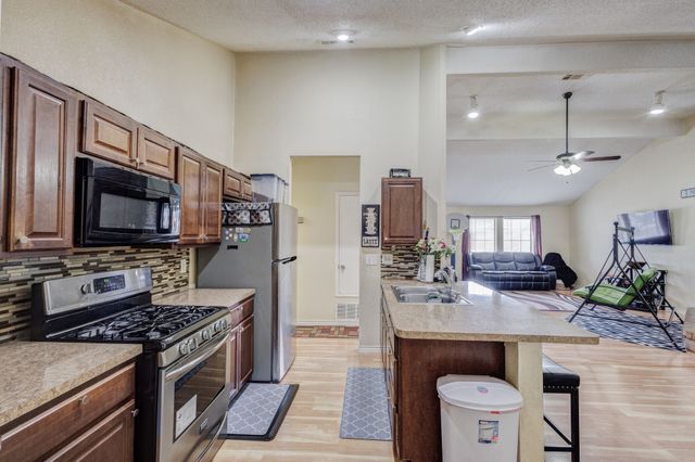716 Fieldwood Drive, Mesquite, TX 75150