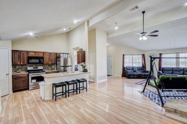 716 Fieldwood Drive, Mesquite, TX 75150