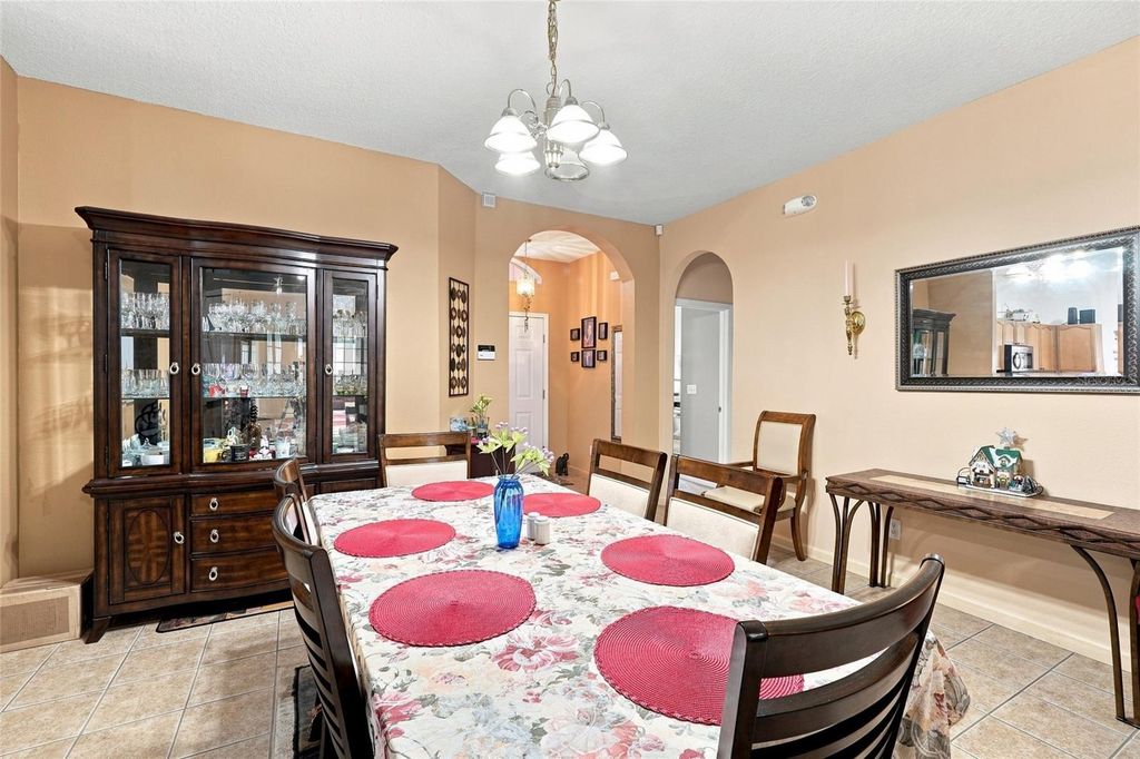 Image 13 of property listing at 291 MAGICAL WAY, Kissimmee, FL 34744