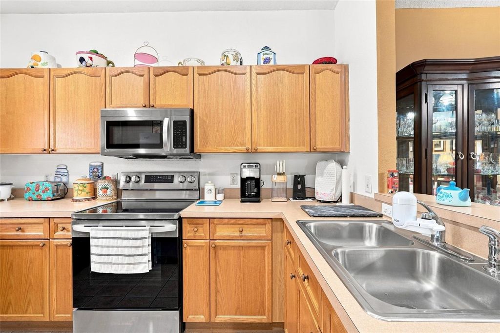Image 15 of property listing at 291 MAGICAL WAY, Kissimmee, FL 34744