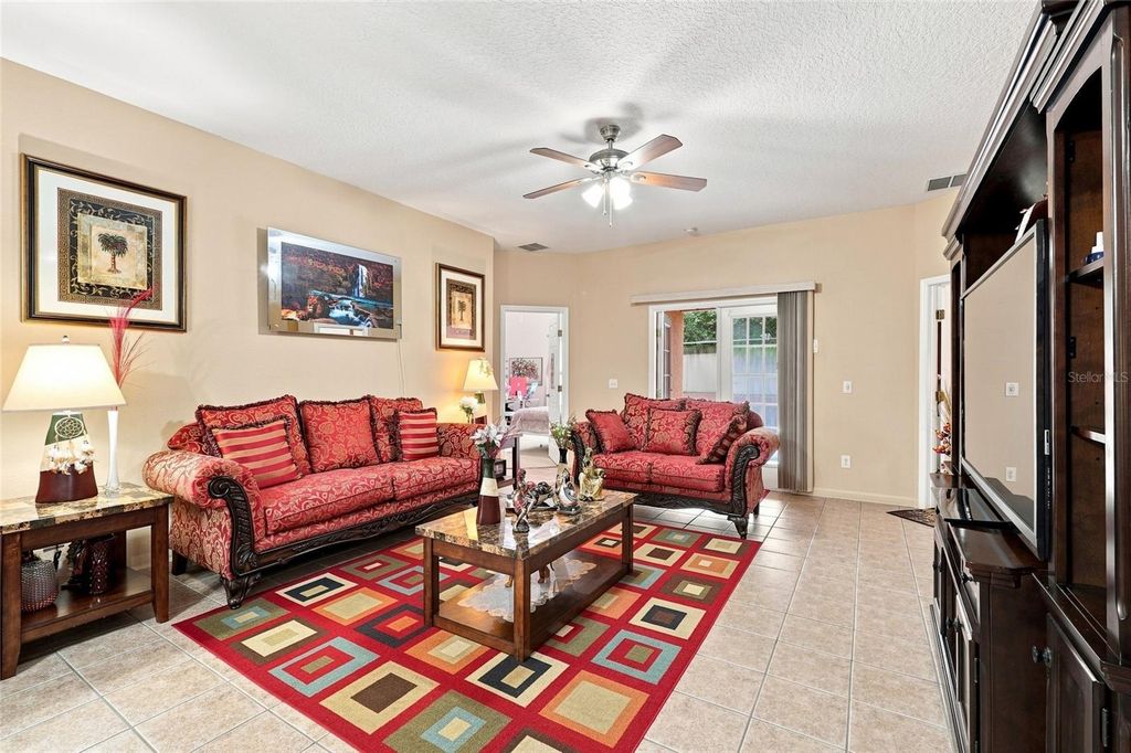 Image 7 of property listing at 291 MAGICAL WAY, Kissimmee, FL 34744