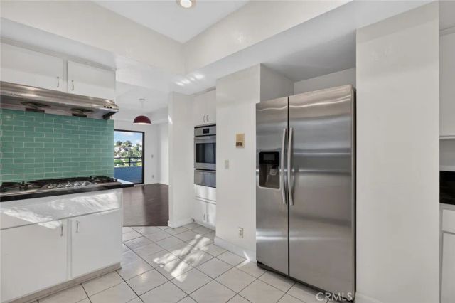 1425 Columbia Dr, Glendale, CA 91205