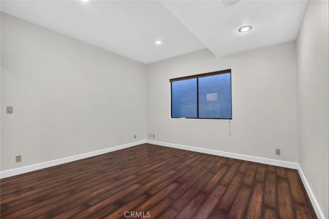 1425 Columbia Dr, Glendale, CA 91205