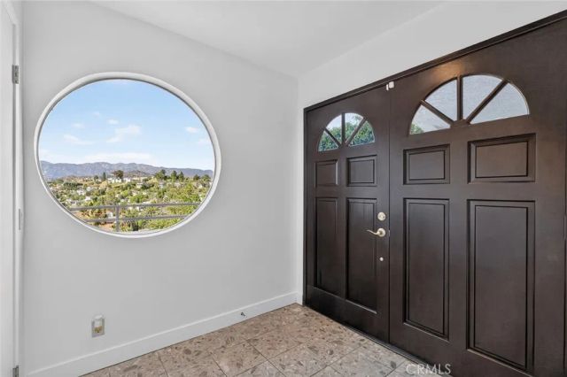 1425 Columbia Dr, Glendale, CA 91205