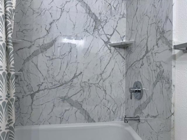 1950 Camino De La Reina 106, San Diego, CA 92108