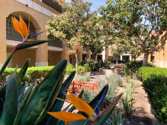 1950 Camino De La Reina 106, San Diego, CA 92108