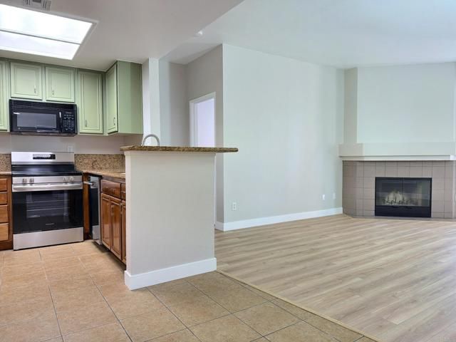 1950 Camino De La Reina 106, San Diego, CA 92108