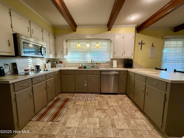 1247 Scenic Drive, Williamston, NC 27892