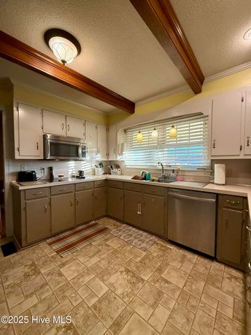 1247 Scenic Drive, Williamston, NC 27892