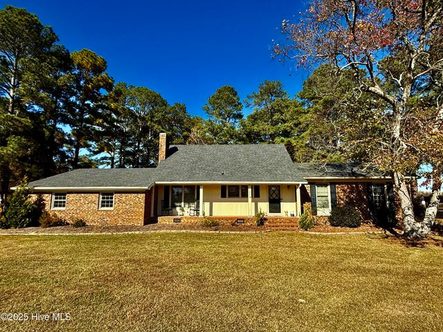 1247 Scenic Drive, Williamston, NC 27892