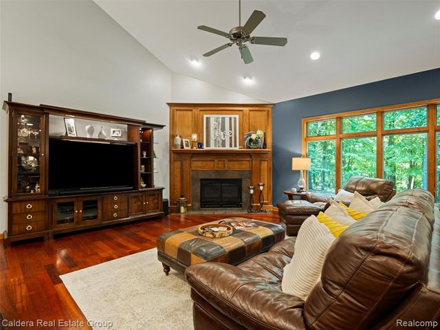 4416 Medford Hill Drive, Metamora, MI 48455