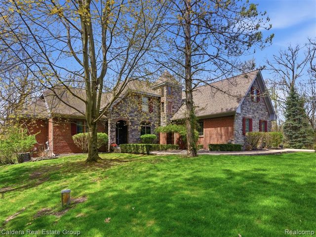 4416 Medford Hill Drive, Metamora, MI 48455