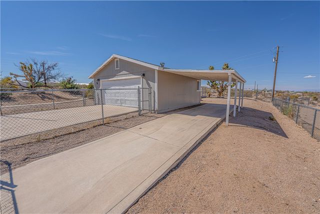 15 E Silver Creek Drive, Meadview, AZ 86444