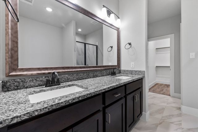 641 The Cottages Drive, Godley, TX 76044