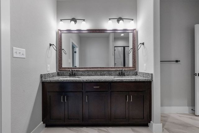 641 The Cottages Drive, Godley, TX 76044