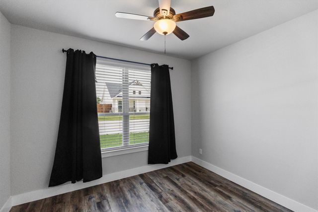 641 The Cottages Drive, Godley, TX 76044