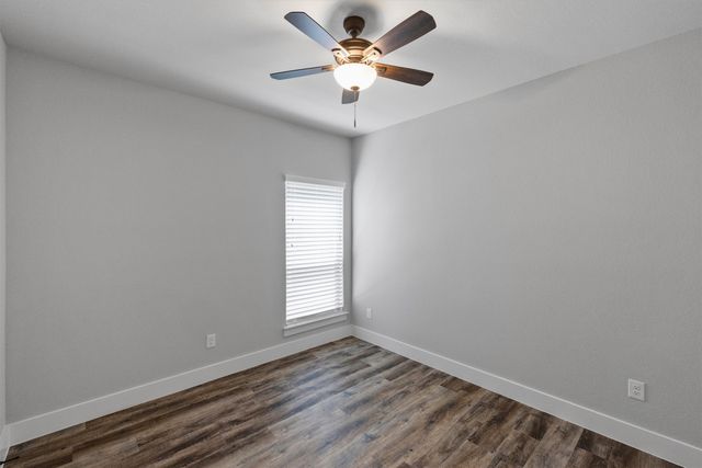 641 The Cottages Drive, Godley, TX 76044