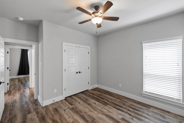 641 The Cottages Drive, Godley, TX 76044