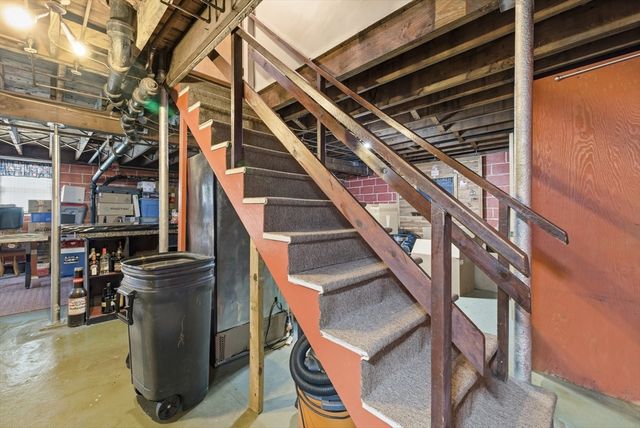 284 N Woodstock Rd, Southbridge, MA 01550