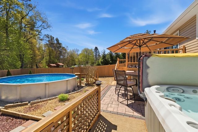 284 N Woodstock Rd, Southbridge, MA 01550